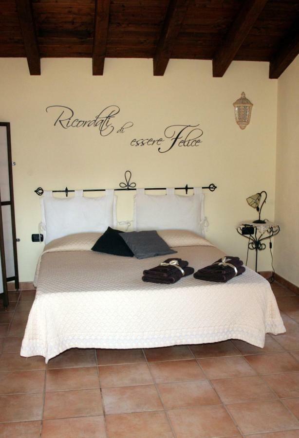L'Isola Felice Apartment Monserrato Ngoại thất bức ảnh