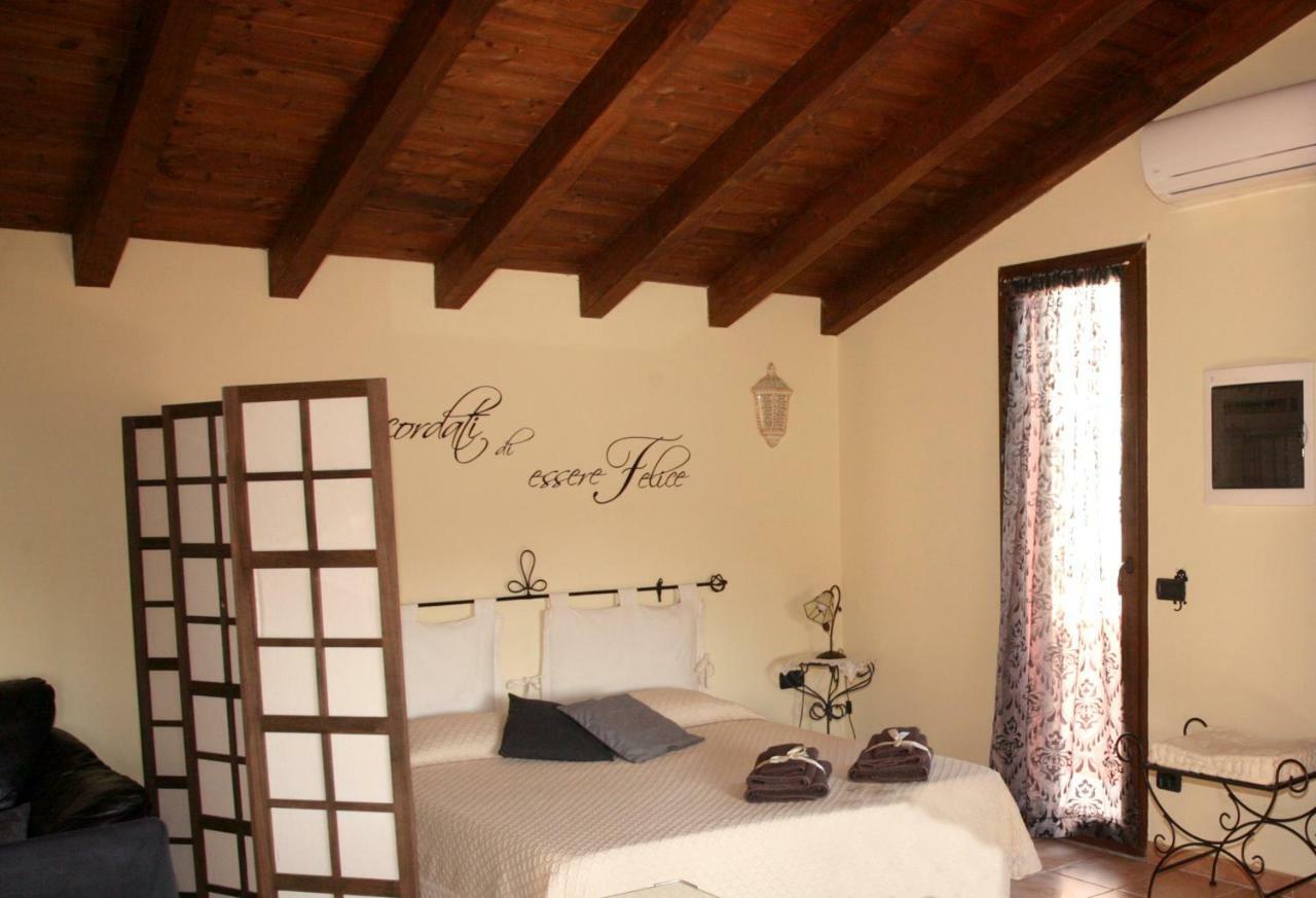 L'Isola Felice Apartment Monserrato Ngoại thất bức ảnh