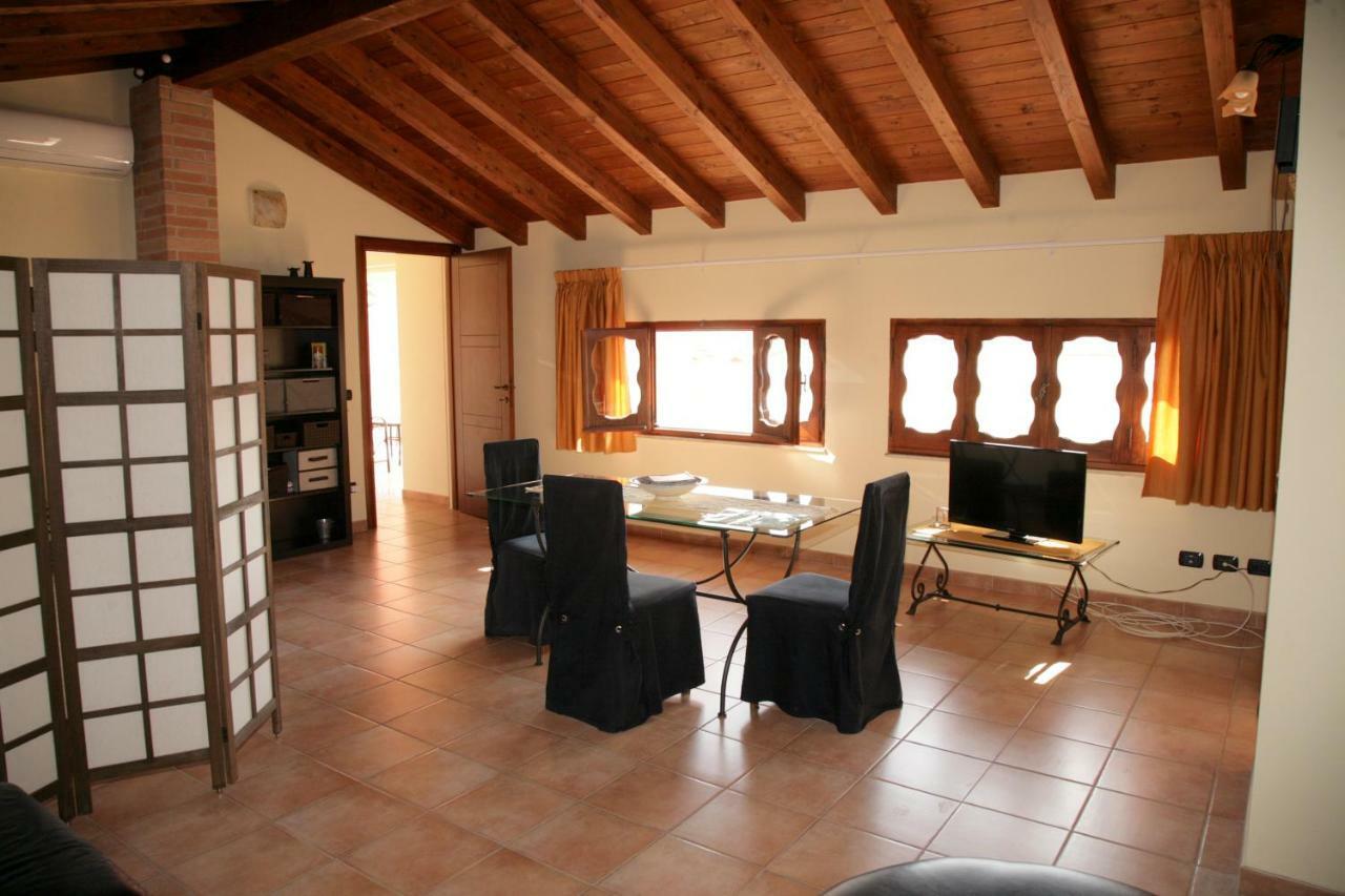 L'Isola Felice Apartment Monserrato Ngoại thất bức ảnh