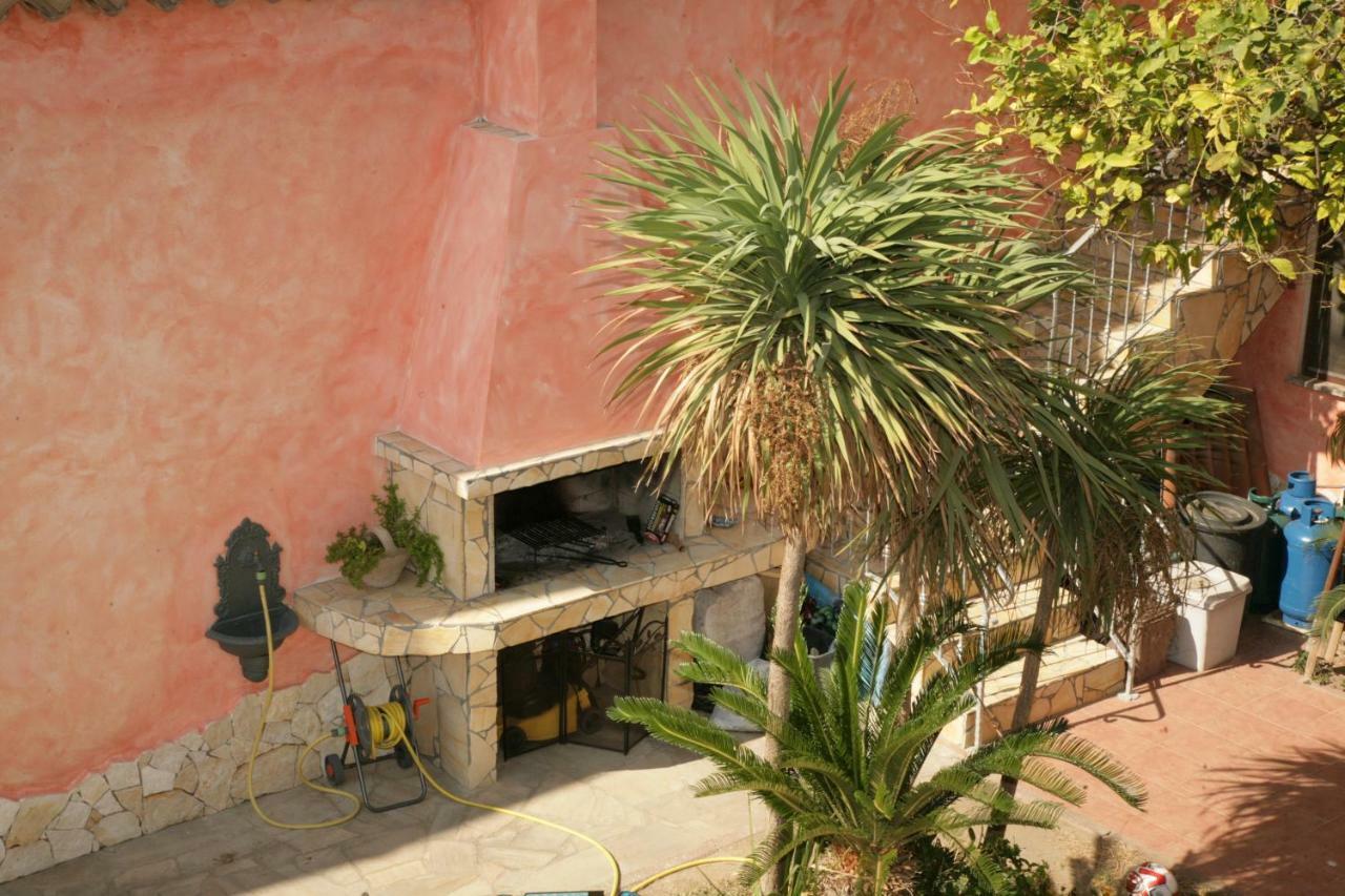L'Isola Felice Apartment Monserrato Ngoại thất bức ảnh